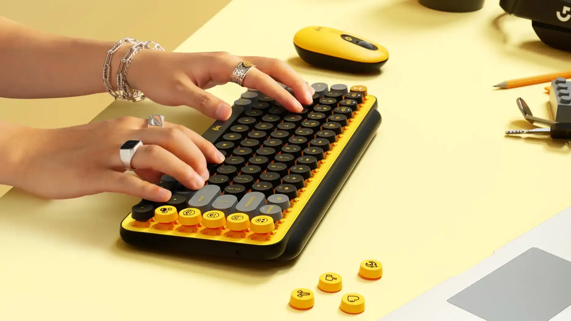 Logitech 